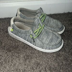 Hey Dude Wally Youth Slip On Shoes Size 12
